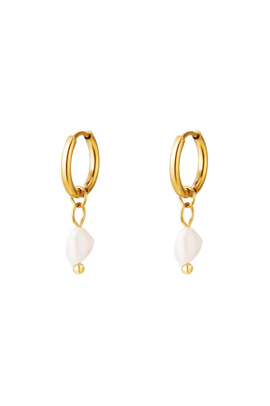 Nesrin Hoops