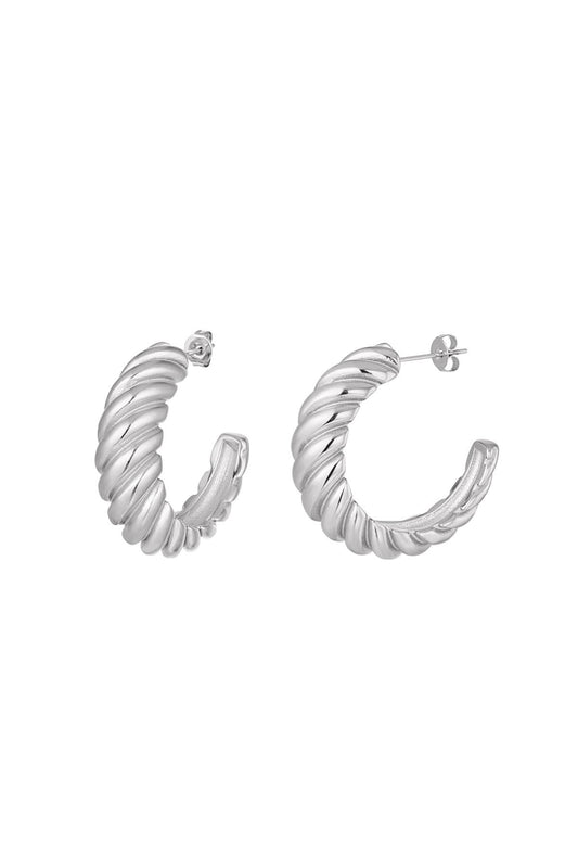 Tatania Hoops